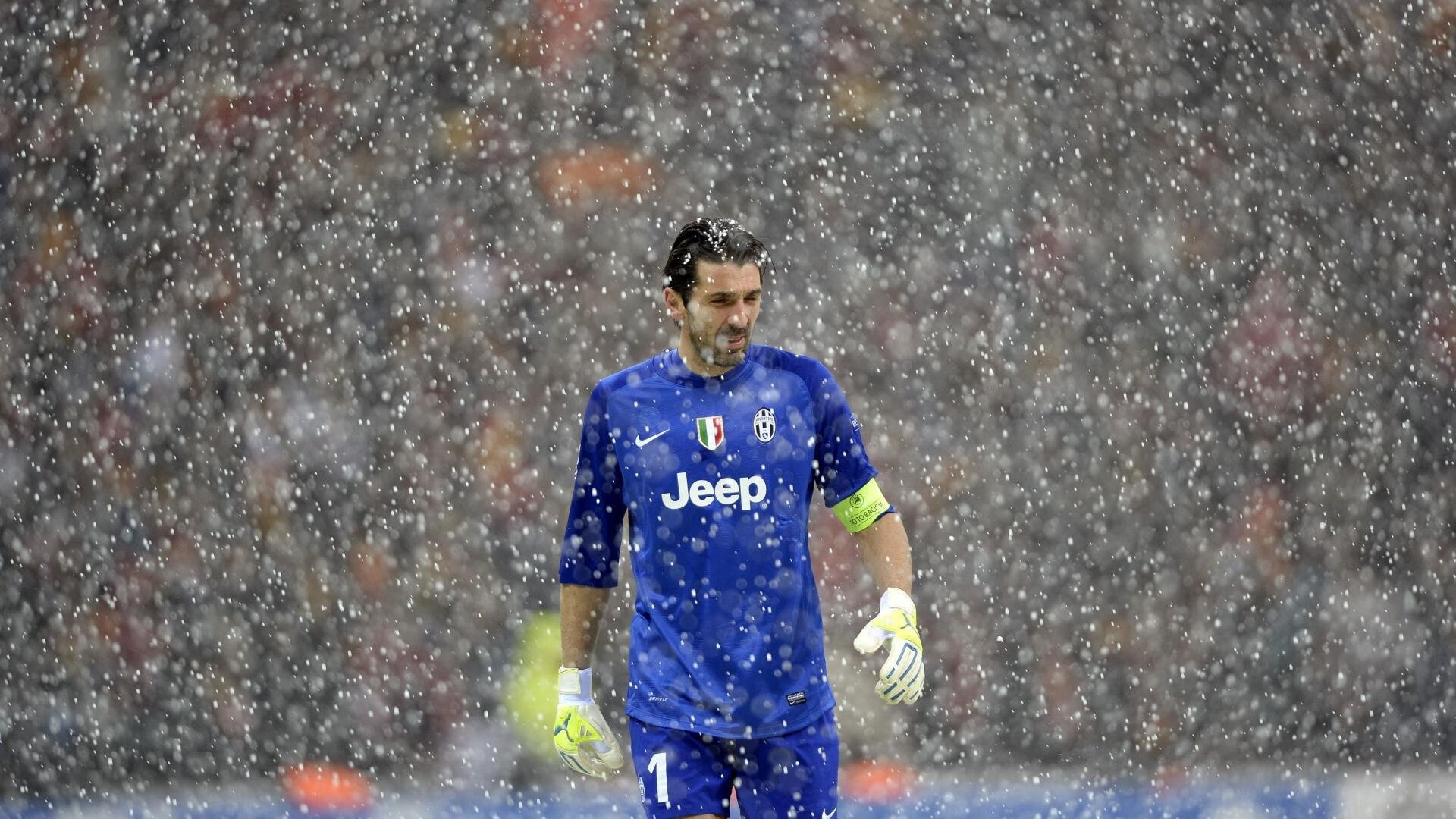 【裁判揭秘】犯规判罚的精准标准，如何确保比赛公正？，犯规判罚方法